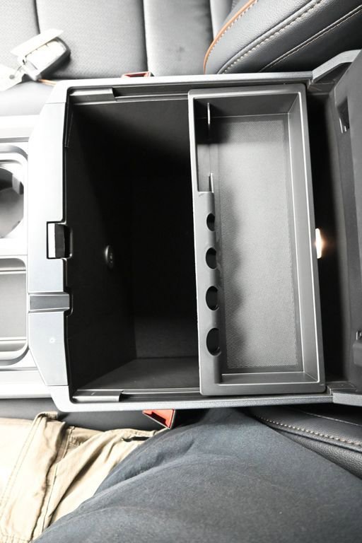 New 2026 Ford F350 Lariat image 39