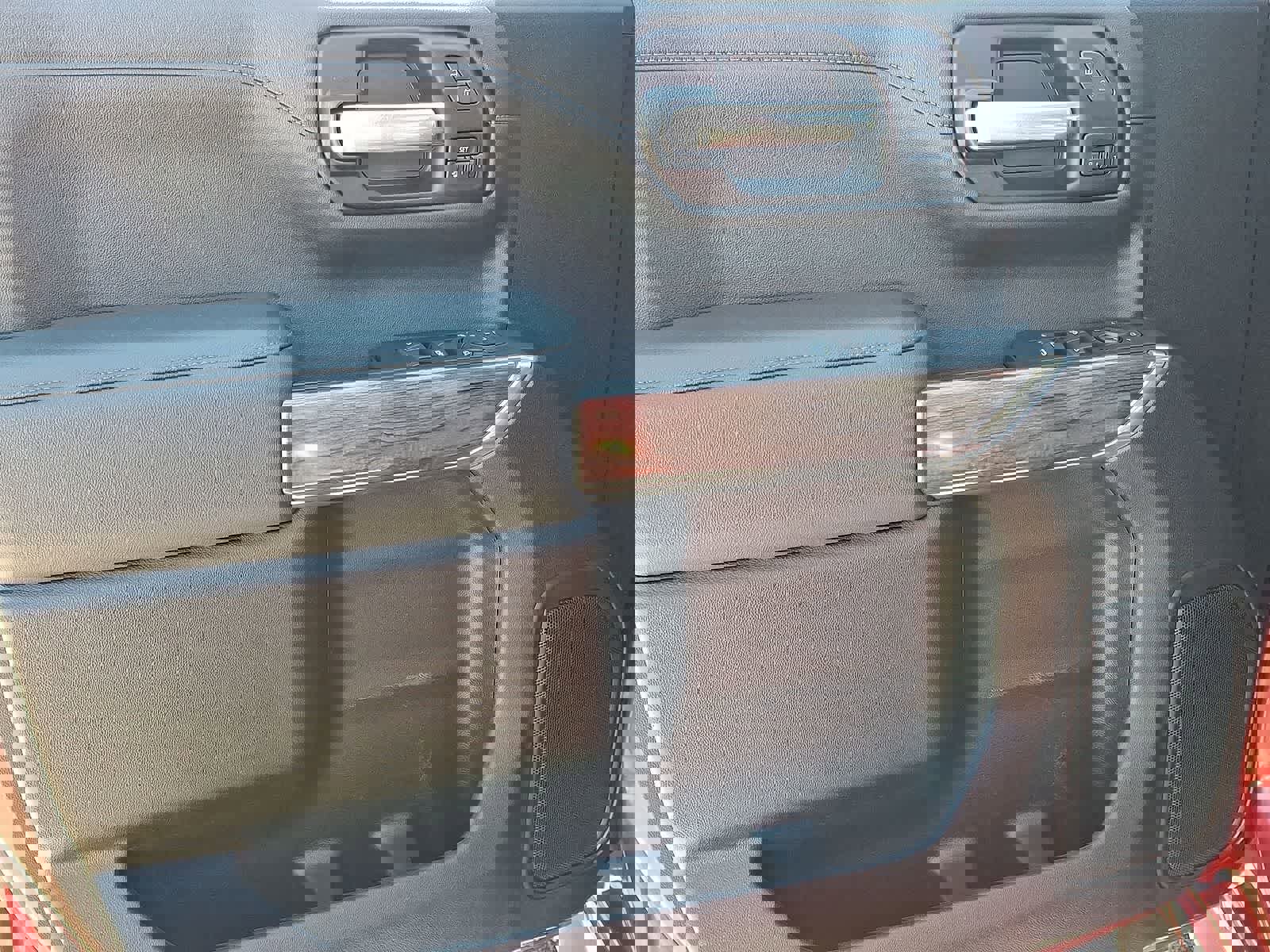 Used 2021 Chevrolet Silverado 1500 LTZ image 28