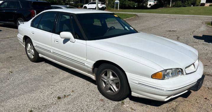 Used 1999 Pontiac Bonneville SE w/ Opt Pkg
