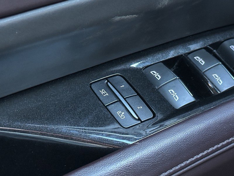 Used 2021 Cadillac Escalade Sport Platinum w/ Heavy-Duty Trailer Package image 25