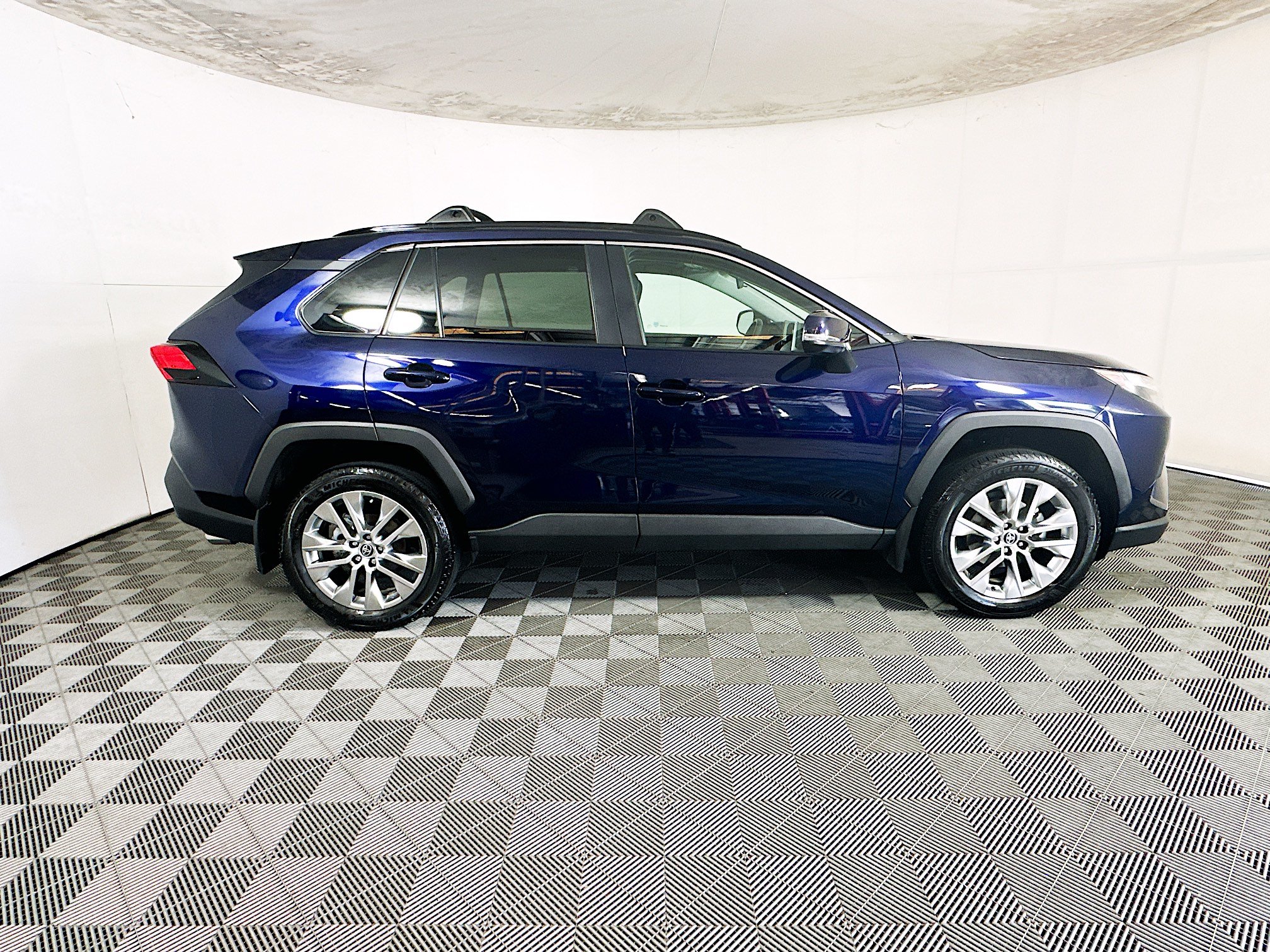 Used 2024 Toyota RAV4 XLE Premium w/ Weather Package FWD image 2