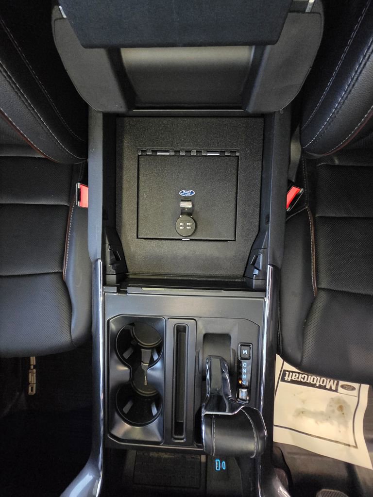 Used 2023 Ford F150 Lariat w/ Equipment Group 502A High image 18