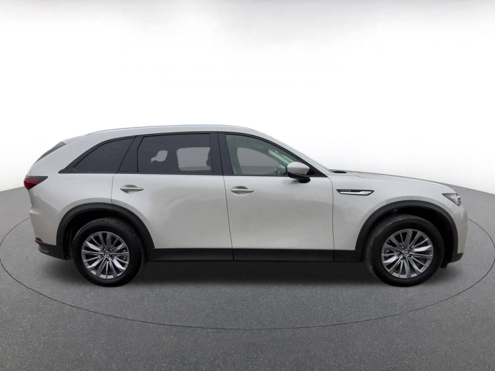 Used 2025 MAZDA CX-90 3.3 Turbo w/ Preferred Package image 16