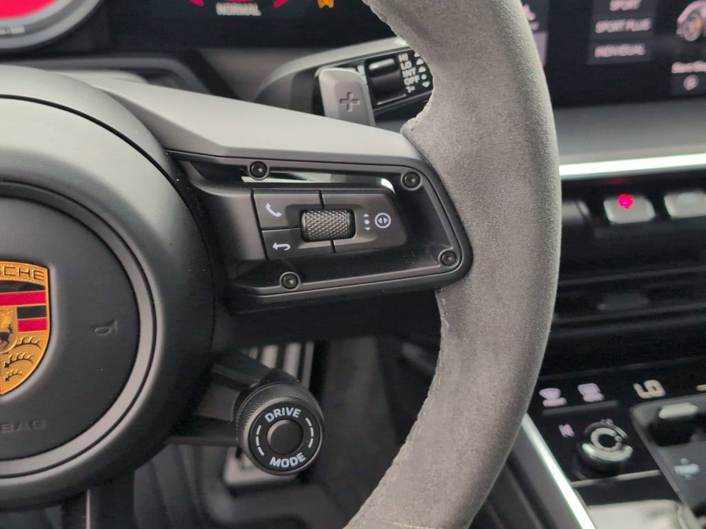 Used 2021 Porsche 911 Turbo image 18