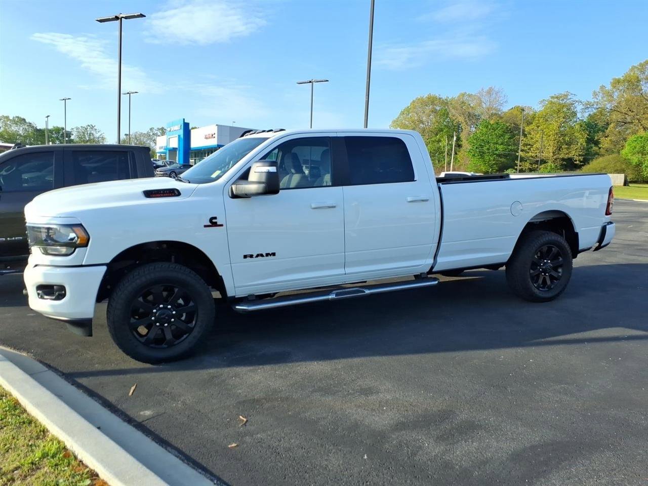 Used 2024 RAM 3500 Big Horn w/ Night Edition AWD/4WD image 3