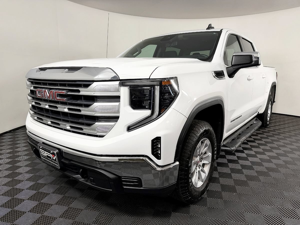 Used 2023 GMC Sierra 1500 SLE AWD/4WD image 3
