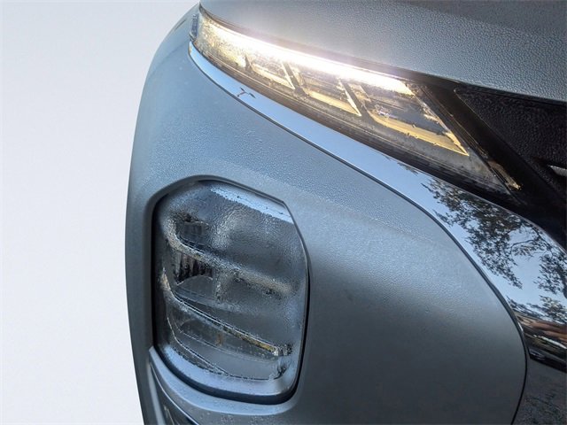 Used 2022 Mitsubishi Outlander SE image 9