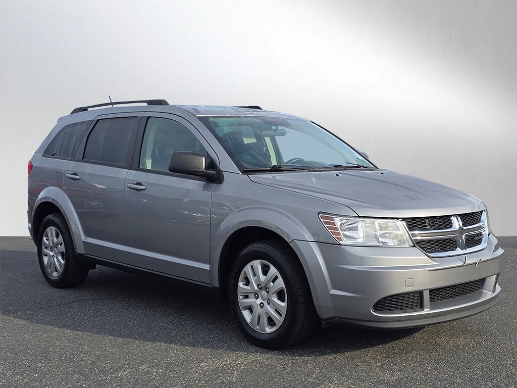 Used 2016 Dodge Journey SE w/ Flexible Seating Group
