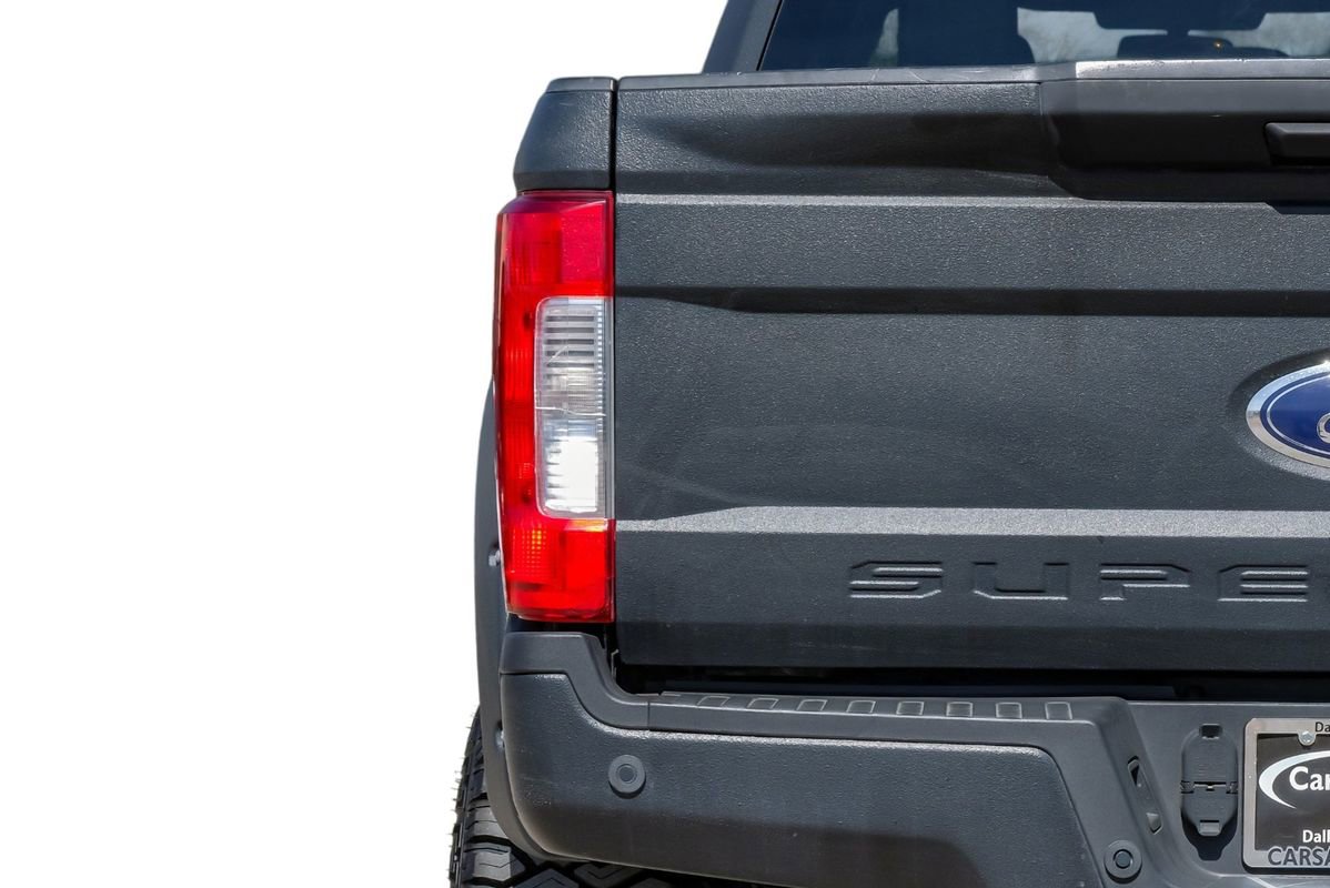 Used 2017 Ford F250 XLT w/ XLT Value Package image 50