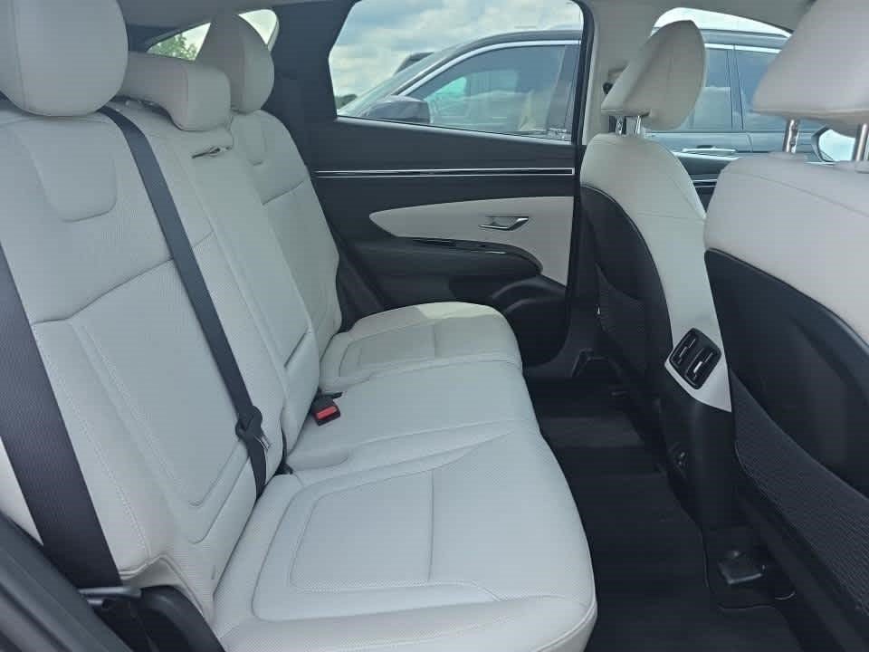 Used 2024 Hyundai Tucson Limited AWD/4WD image 5