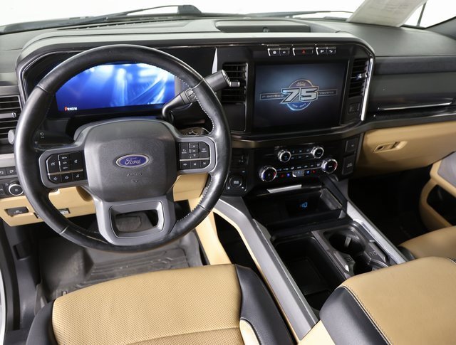 Used 2023 Ford F250 Lariat w/ Chrome Package image 14