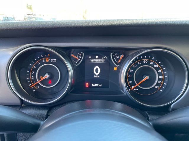 Used 2021 Jeep Gladiator Willys image 16