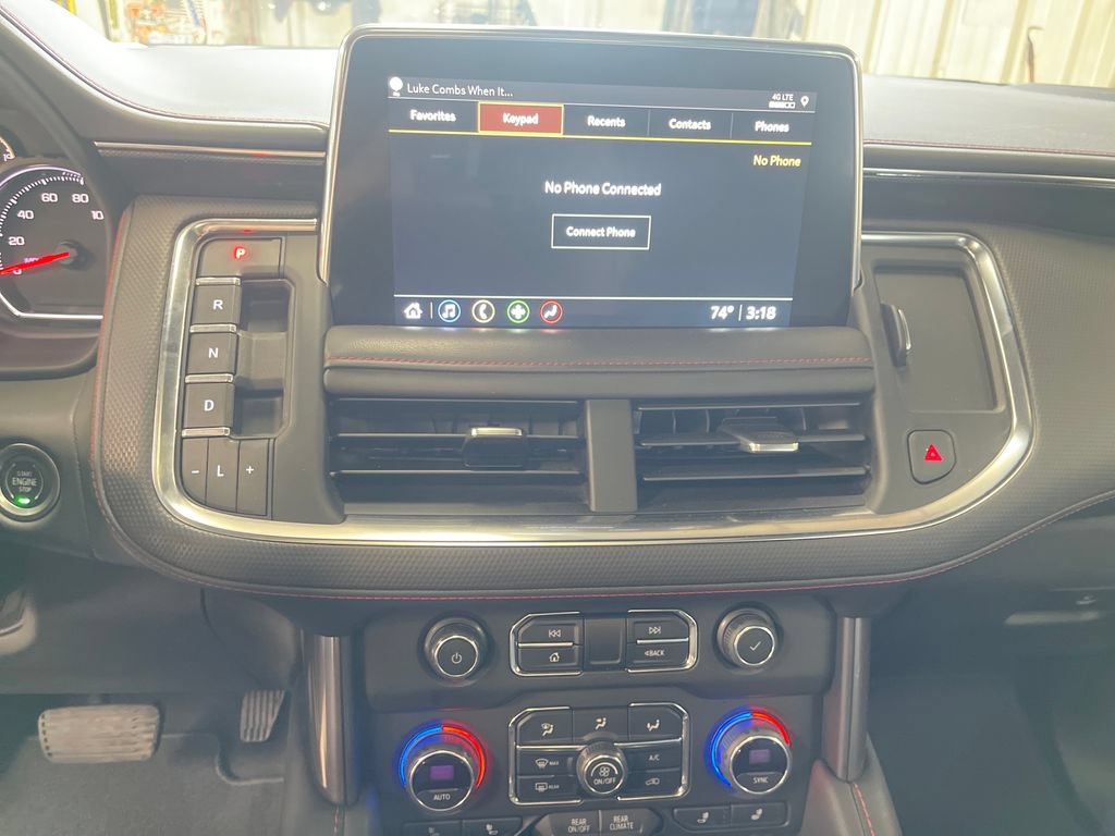 Used 2021 Chevrolet Tahoe RST w/ Luxury Package AWD/4WD image 17