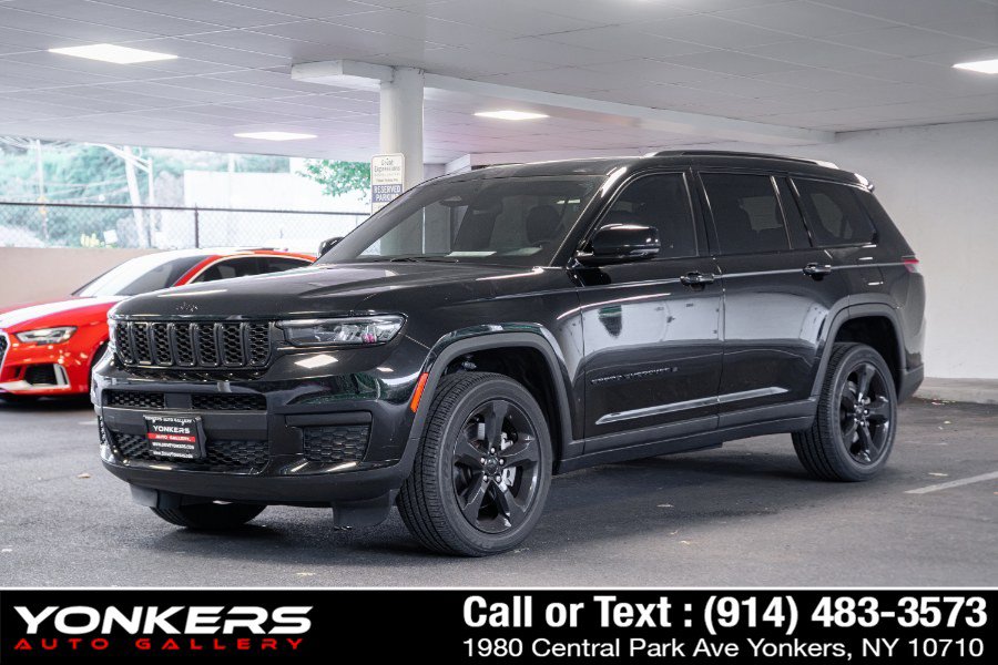 Used 2023 Jeep Grand Cherokee L Laredo AWD/4WD image 1