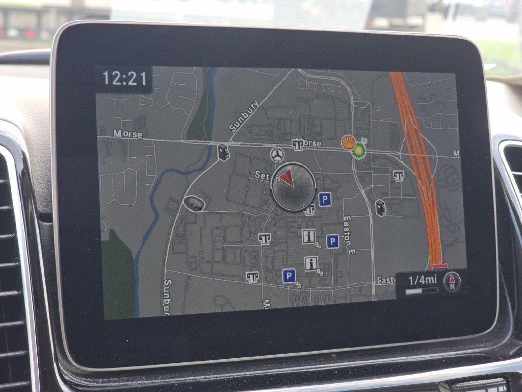 Certified 2018 Mercedes-Benz GLE 350 4MATIC image 4