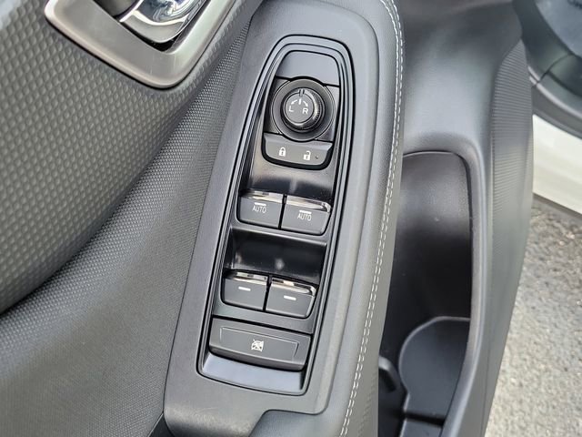 Used 2022 Subaru Forester Premium image 22