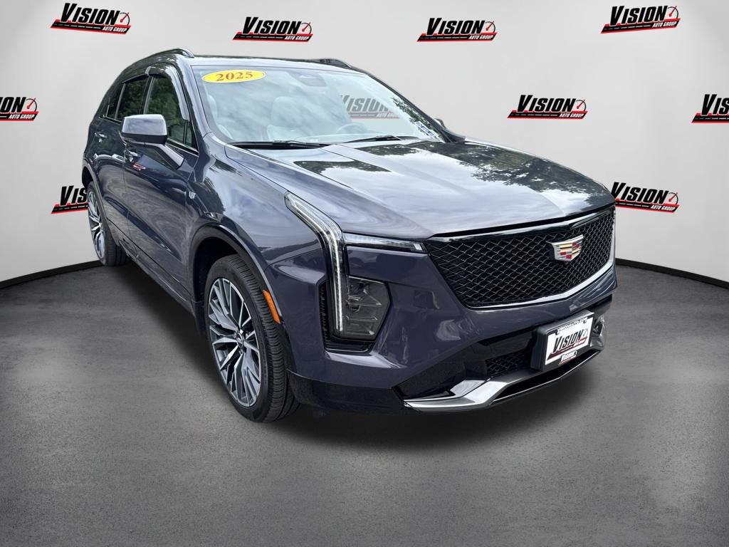 Used 2025 Cadillac XT4 Sport AWD/4WD image 3