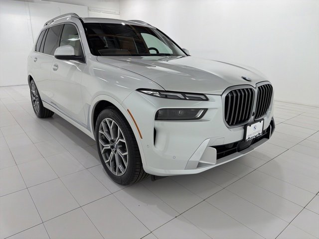 Certified 2024 BMW X7 xDrive40i image 7