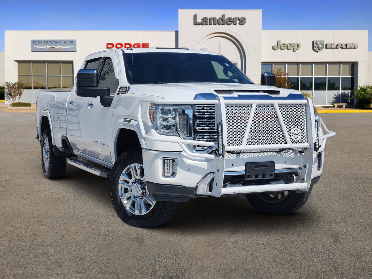 Used 2020 GMC Sierra 3500 Denali w/ Denali Ultimate Package AWD/4WD image 1