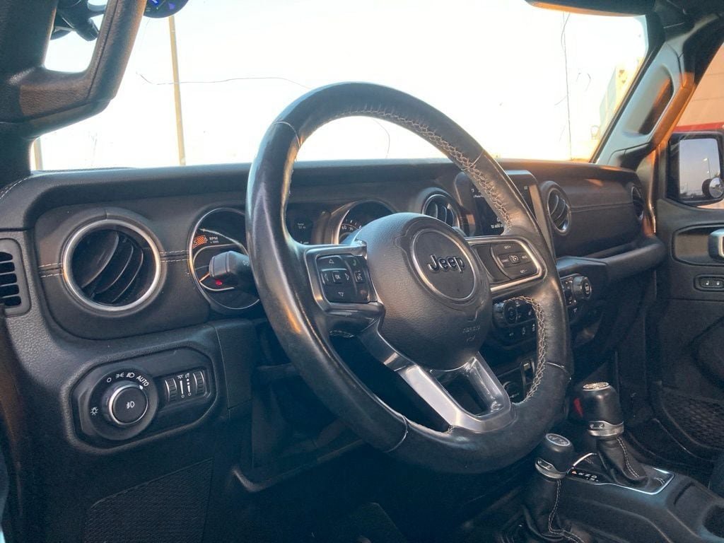 Used 2021 Jeep Wrangler Unlimited Sahara AWD/4WD image 6