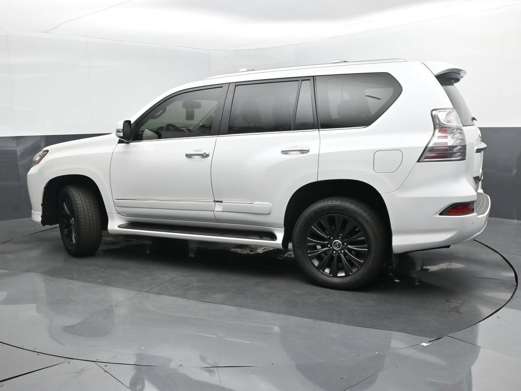 Used 2016 Lexus GX 460 w/ Premium Package AWD/4WD image 32
