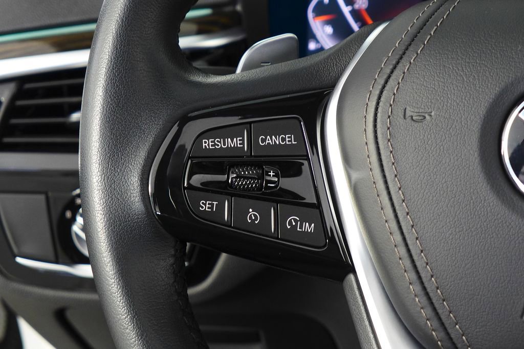 Certified 2023 BMW 530i w/ Convenience Package image 30