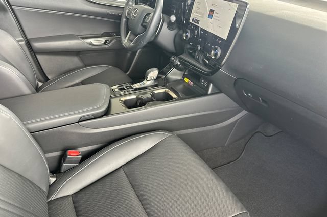 Used 2024 Lexus NX 350 AWD w/ Vision Package image 19