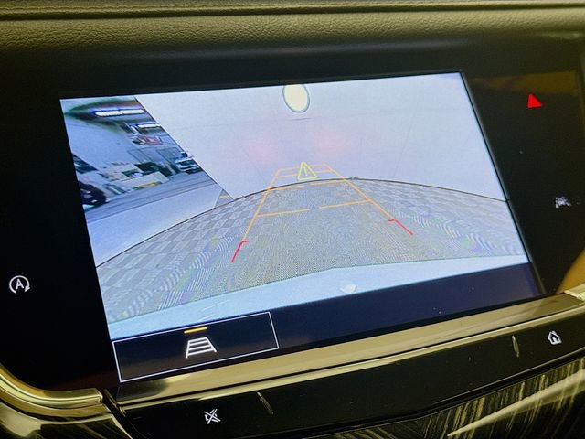 Used 2023 Cadillac XT6 Premium Luxury image 16