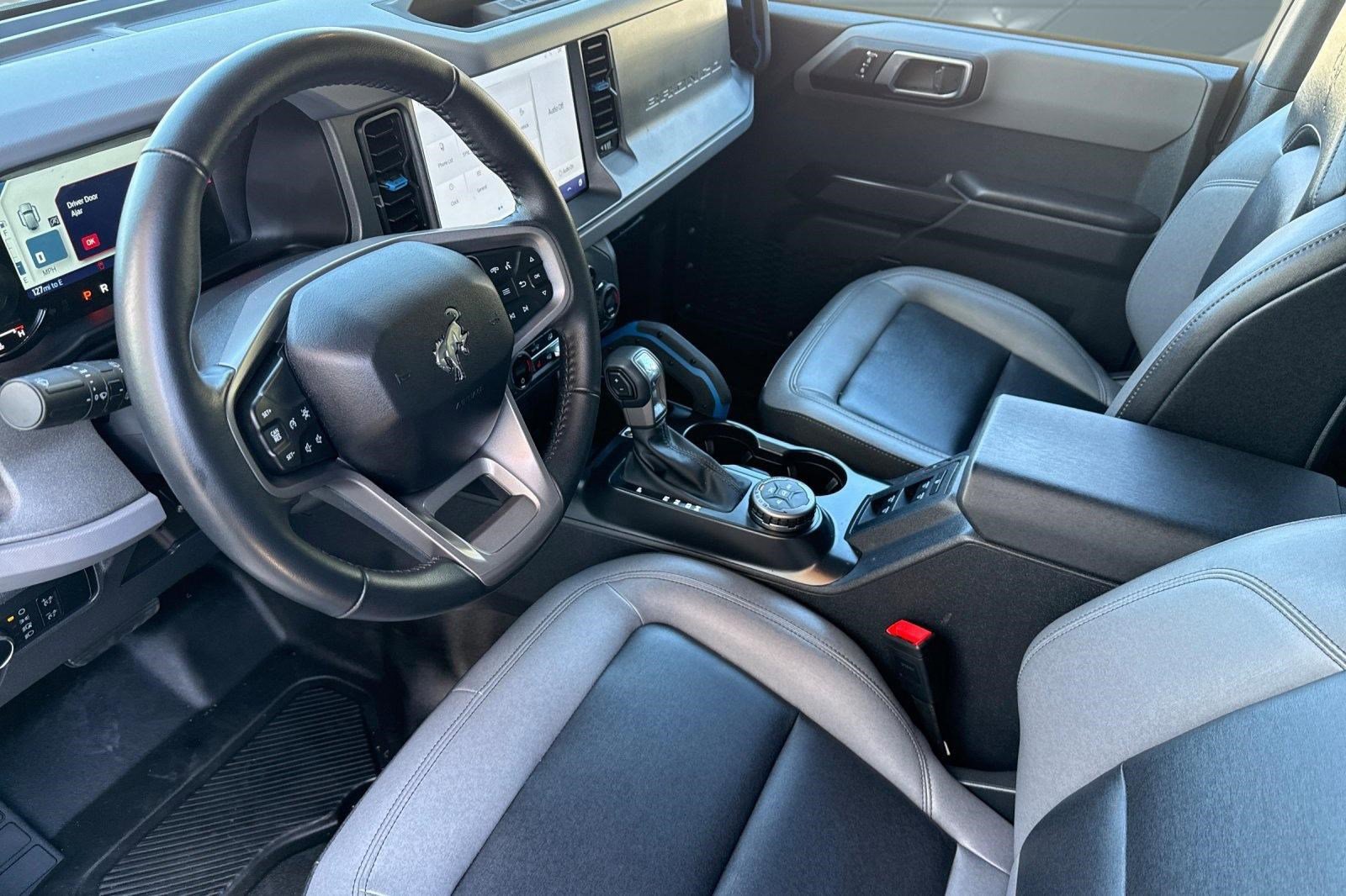 Used 2024 Ford Bronco Black Diamond image 4