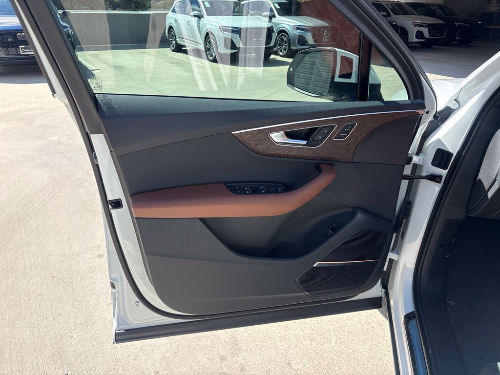 New 2026 Audi Q7 2.0T Premium AWD/4WD image 10