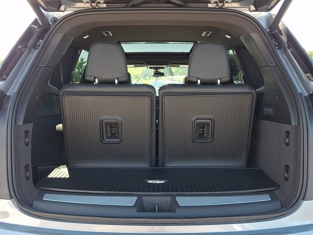 Certified 2025 Cadillac XT6 Sport AWD/4WD image 28
