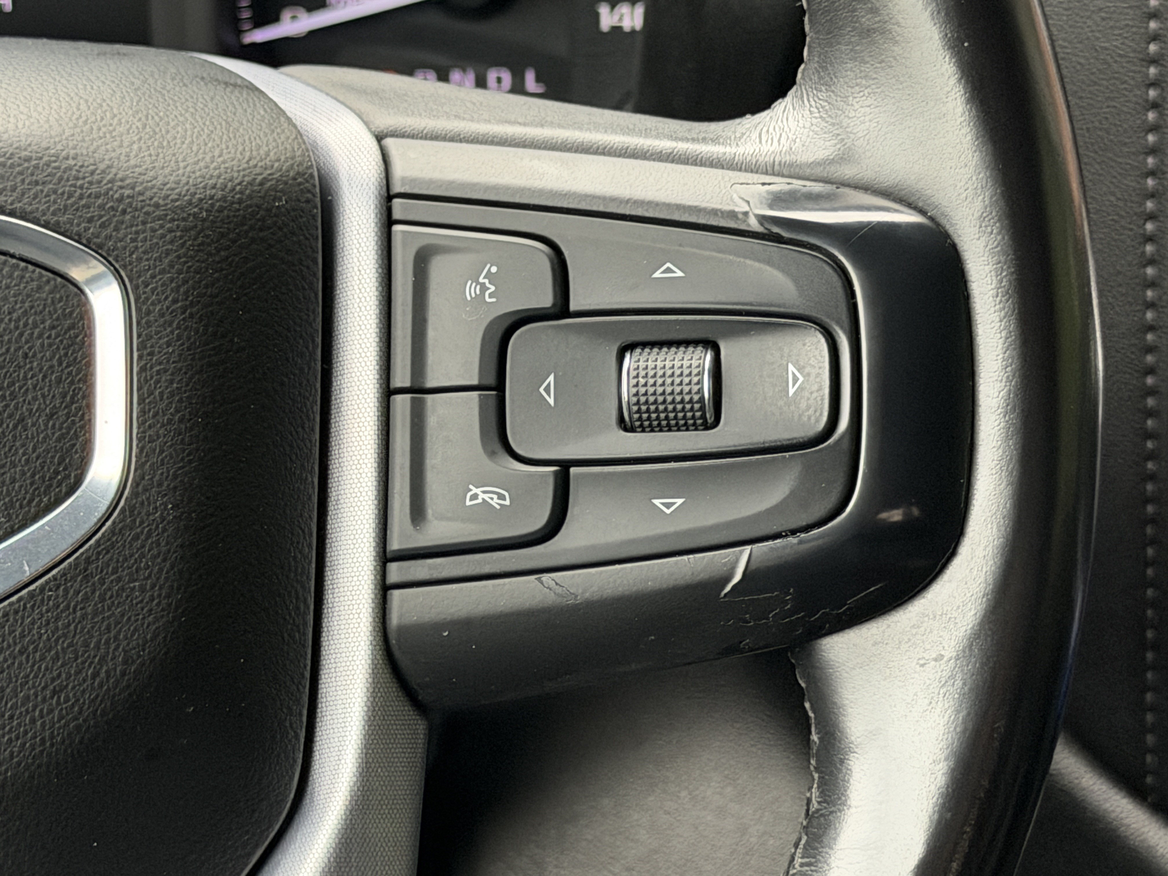 Used 2020 GMC Sierra 1500 SLT w/ SLT Premium Plus Package AWD/4WD image 32