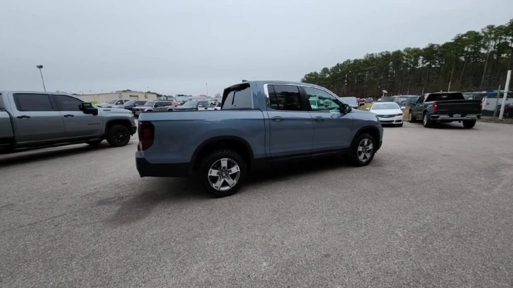 Used 2025 Honda Ridgeline RTL image 5