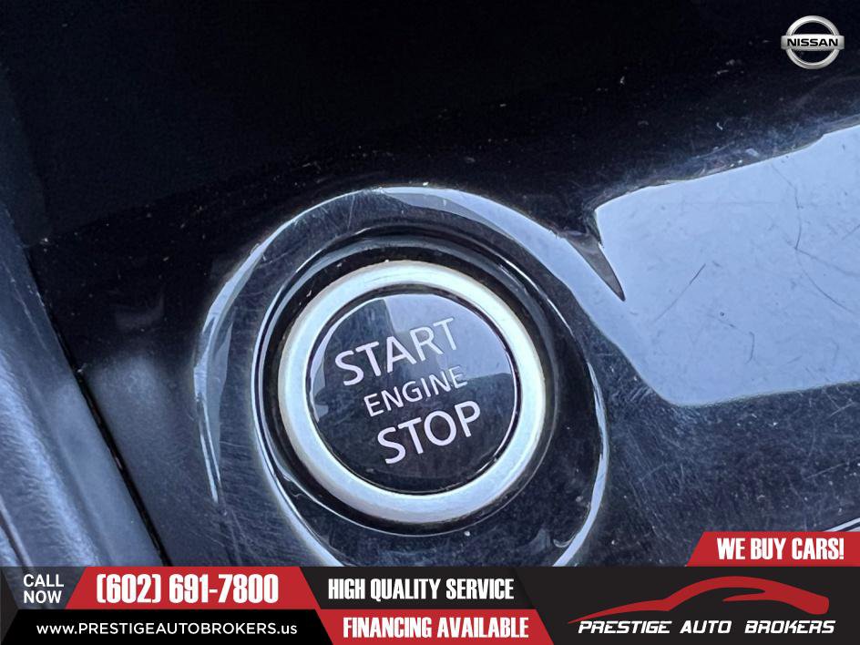 Used 2021 Nissan Versa SV image 32