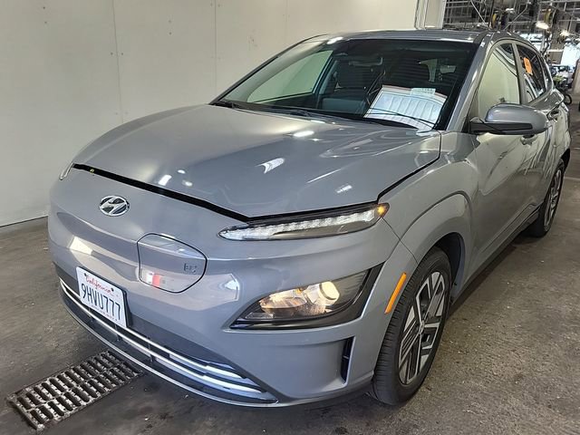Used 2023 Hyundai Kona SEL FWD image 2
