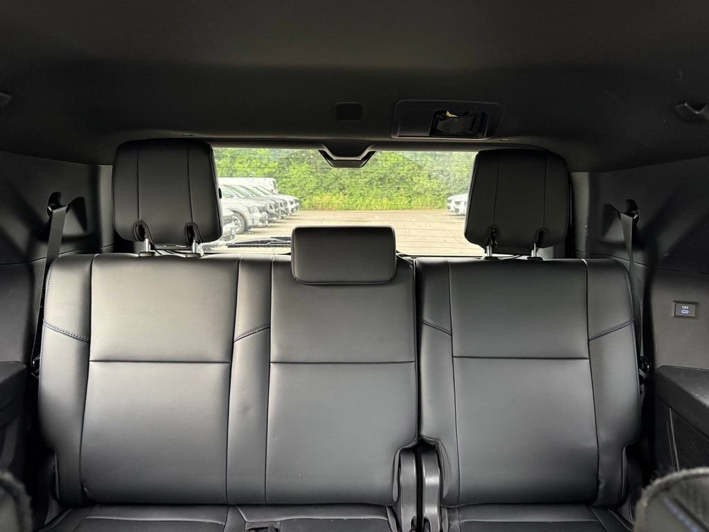 Used 2024 Toyota Sequoia Platinum AWD/4WD image 39