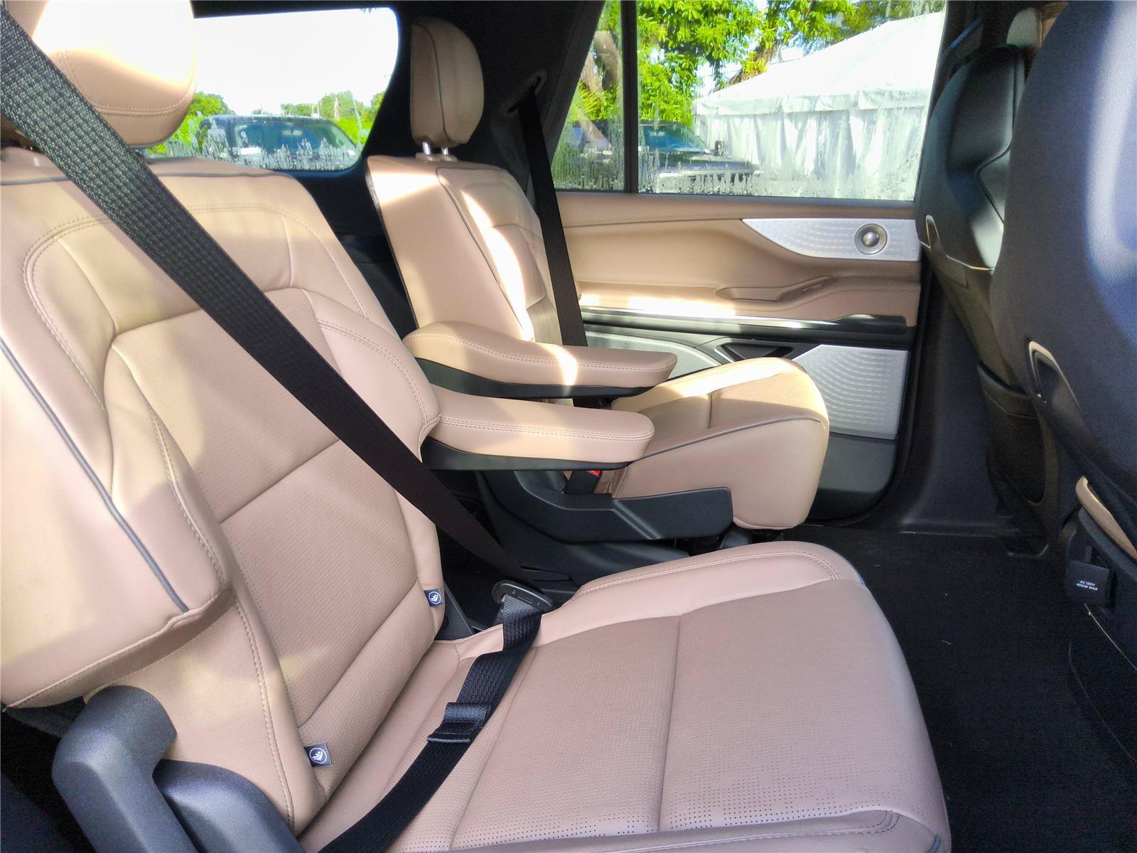 New 2027 Lincoln Navigator Black Label AWD/4WD image 31