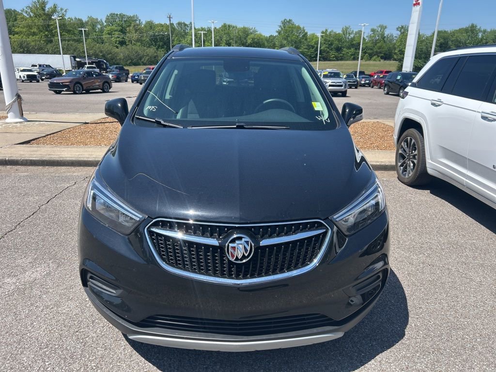 Used 2022 Buick Encore Preferred w/ Safety Package image 3