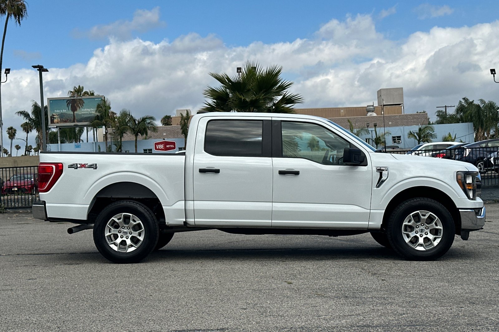 Used 2023 Ford F150 XLT AWD/4WD image 2