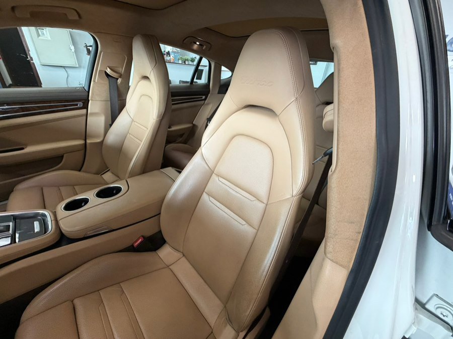Used 2017 Porsche Panamera Turbo image 19