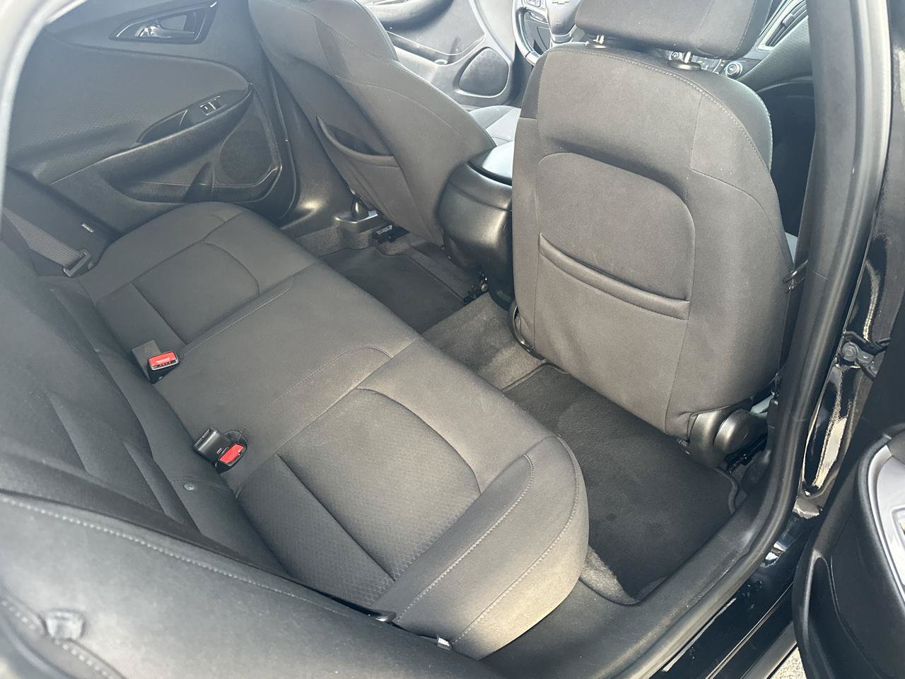 Used 2021 Chevrolet Malibu RS FWD image 20