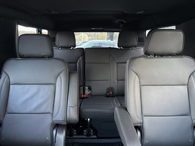 New 2026 GMC Yukon XL Denali w/ Denali Reserve Package image 21