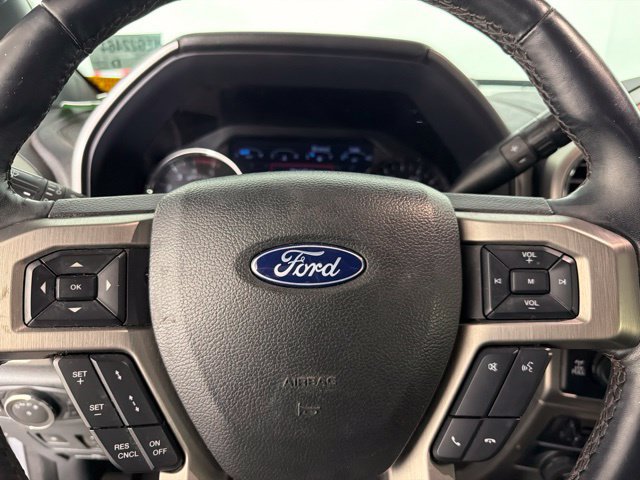 Used 2022 Ford F350 Platinum w/ FX4 Off-Road Package AWD/4WD image 24