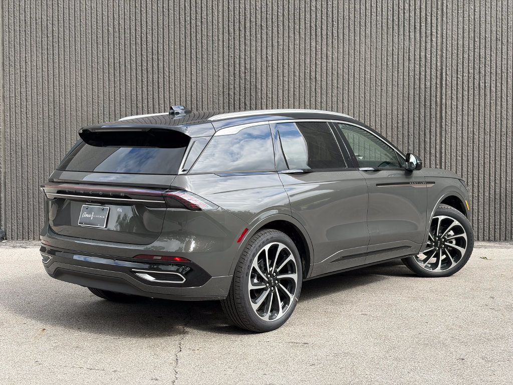 New 2026 Lincoln Nautilus Black Label AWD/4WD image 7