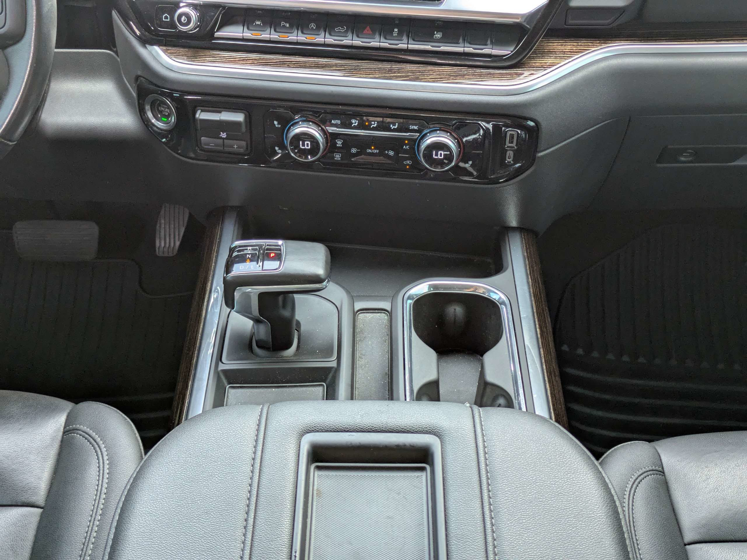 Used 2022 GMC Sierra 1500 Elevation w/ Elevation Premium Package AWD/4WD image 19