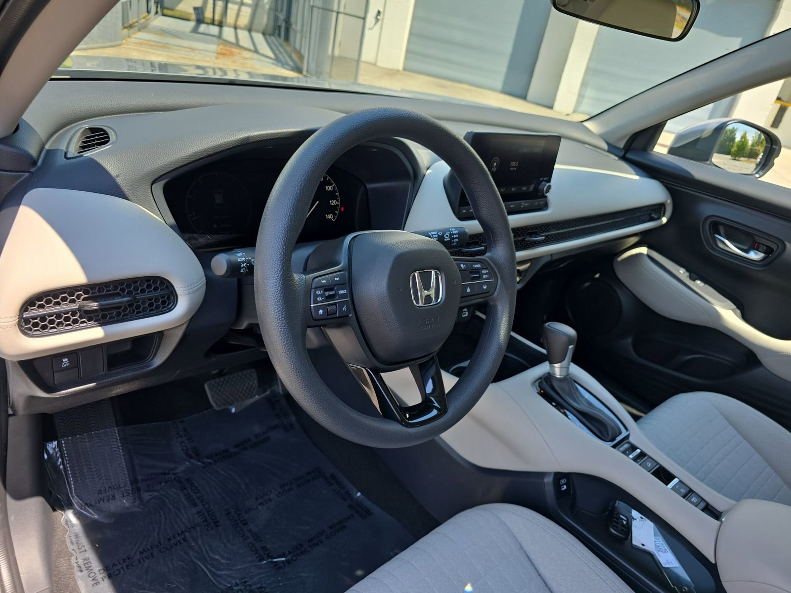 Used 2025 Honda HR-V LX image 21