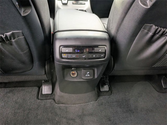 Certified 2022 Hyundai Palisade SEL w/ 8P Bench Seat Package image 31