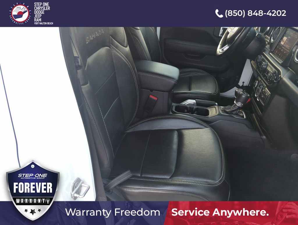 Used 2022 Jeep Wrangler Unlimited Sahara w/ Cold Weather Group AWD/4WD image 34