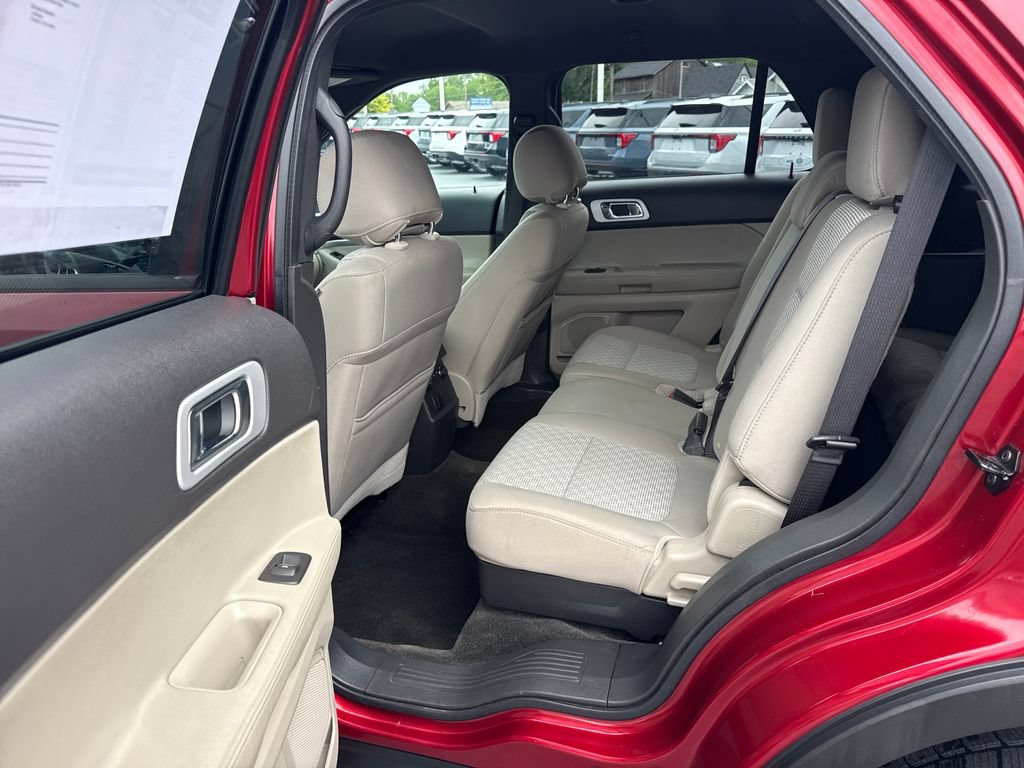 Used 2013 Ford Explorer XLT FWD image 21