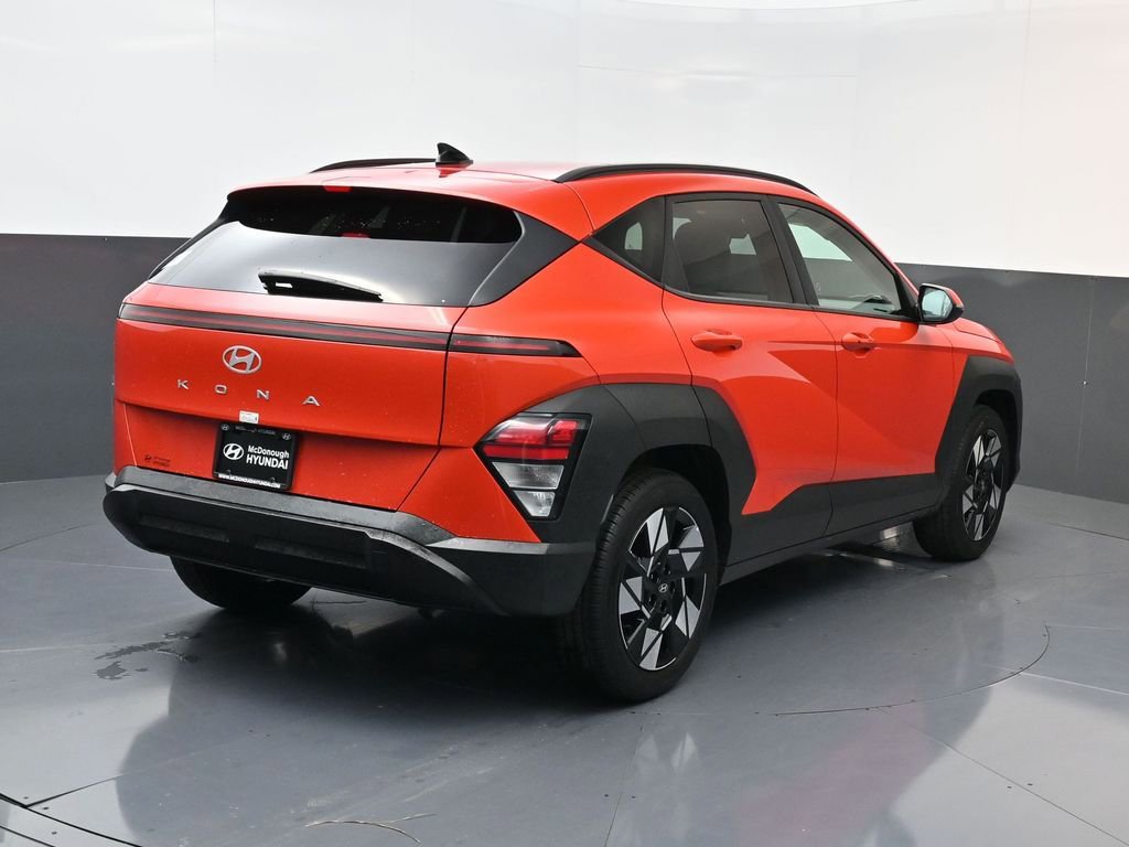 Certified 2025 Hyundai Kona SEL image 4